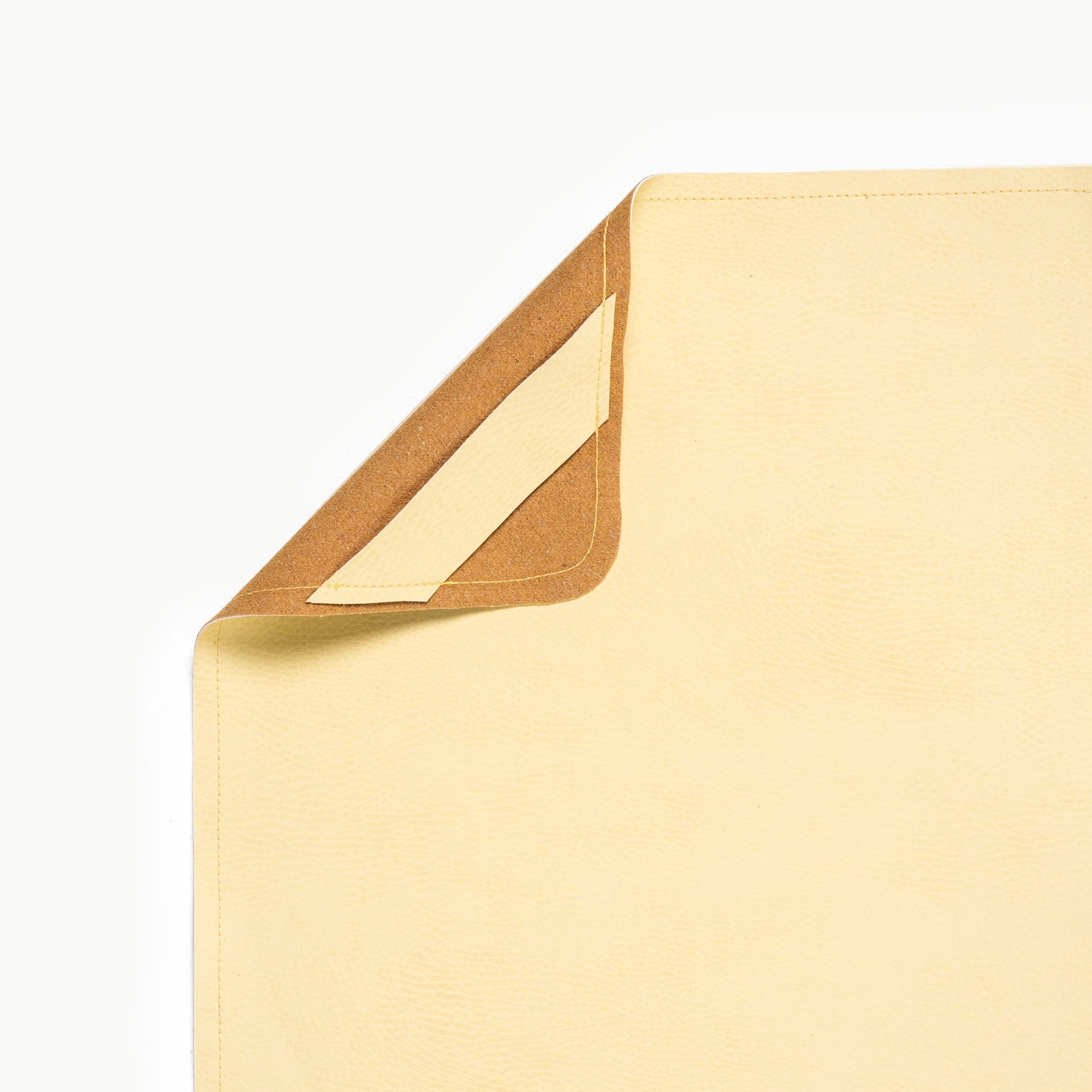 Mellow (on sale) / Square@mat hanging tab detail