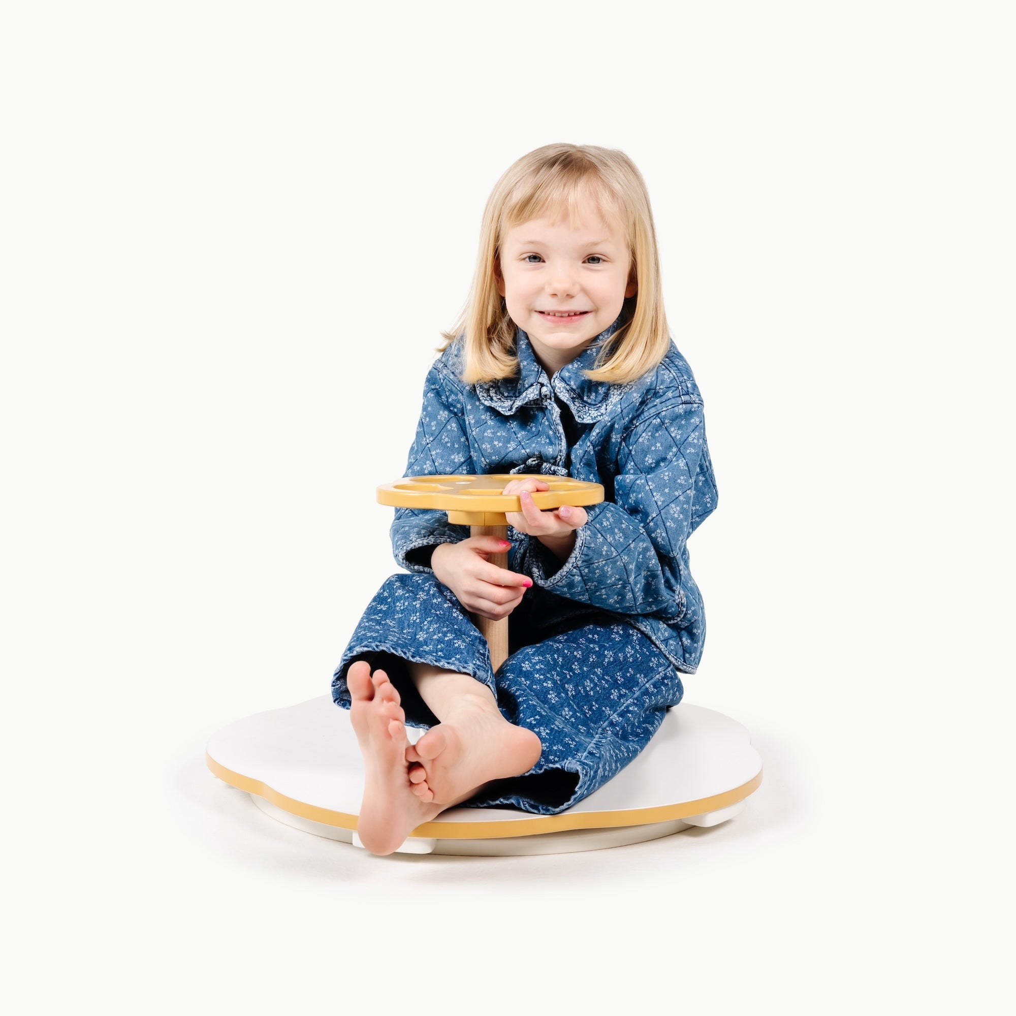 Soleil@Modern sit and spin toy for toddlers designed for indoor movement