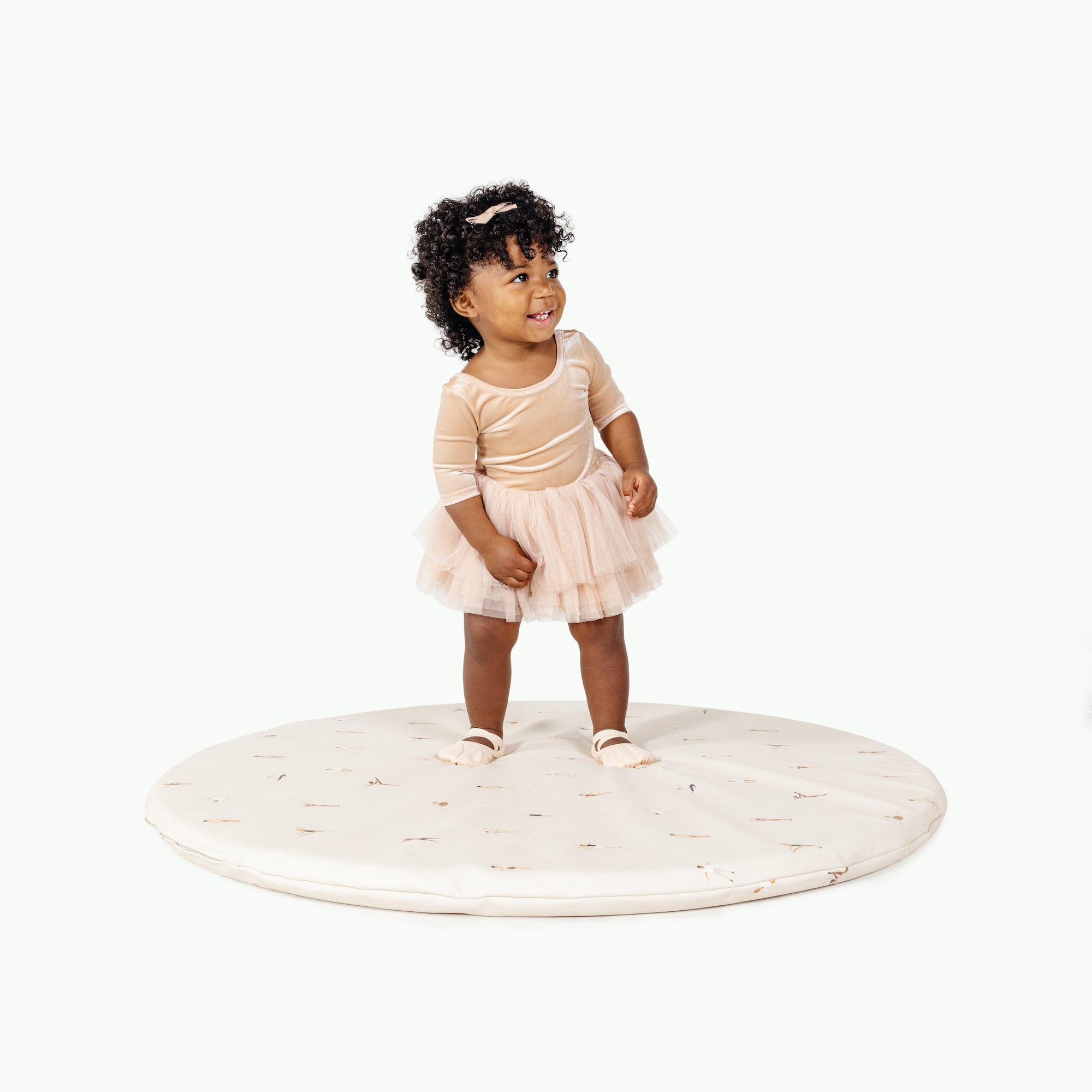 Petite Dancer (on sale) / Circle
