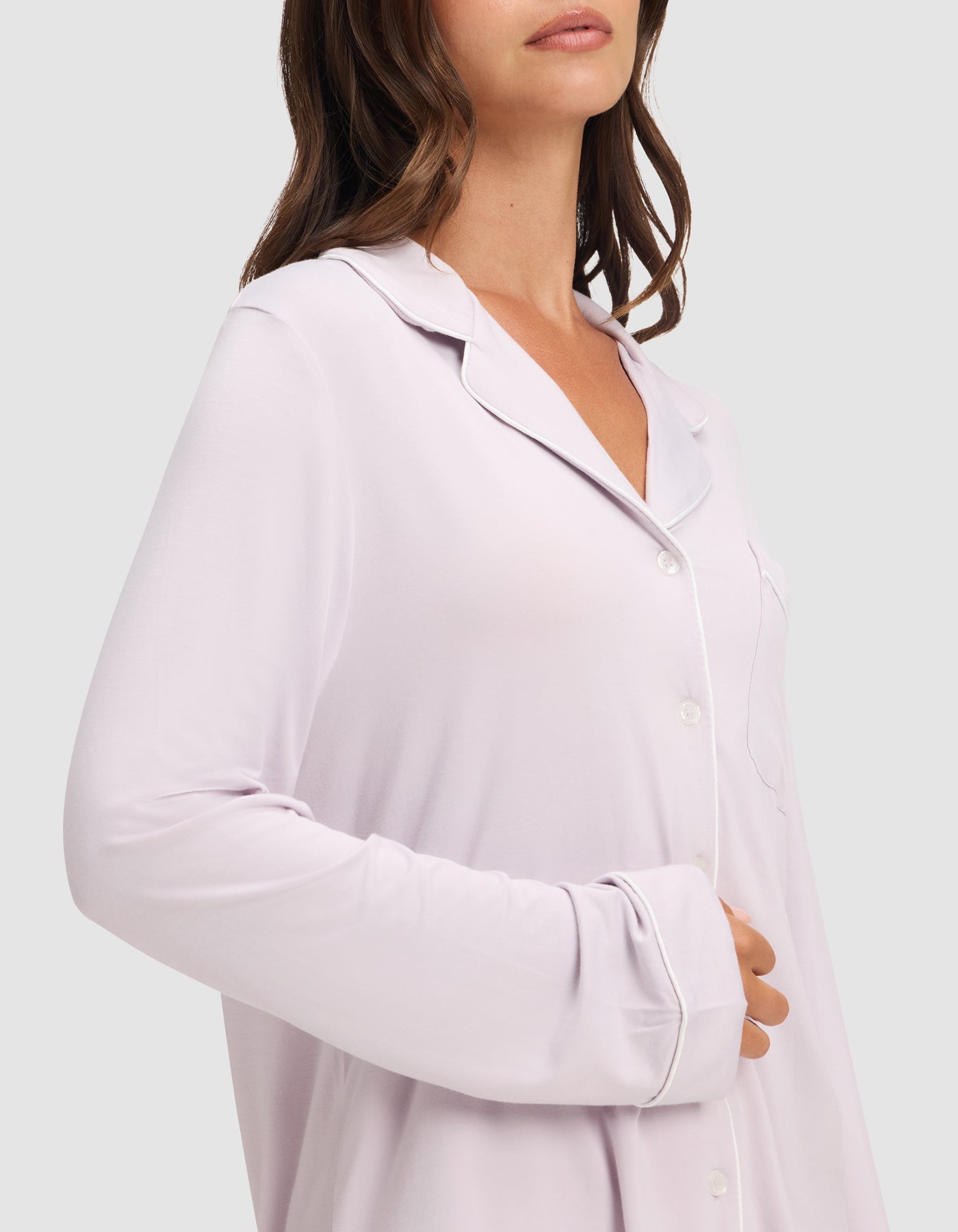 Lilac@woman wearing lilac cozy earth pajamas