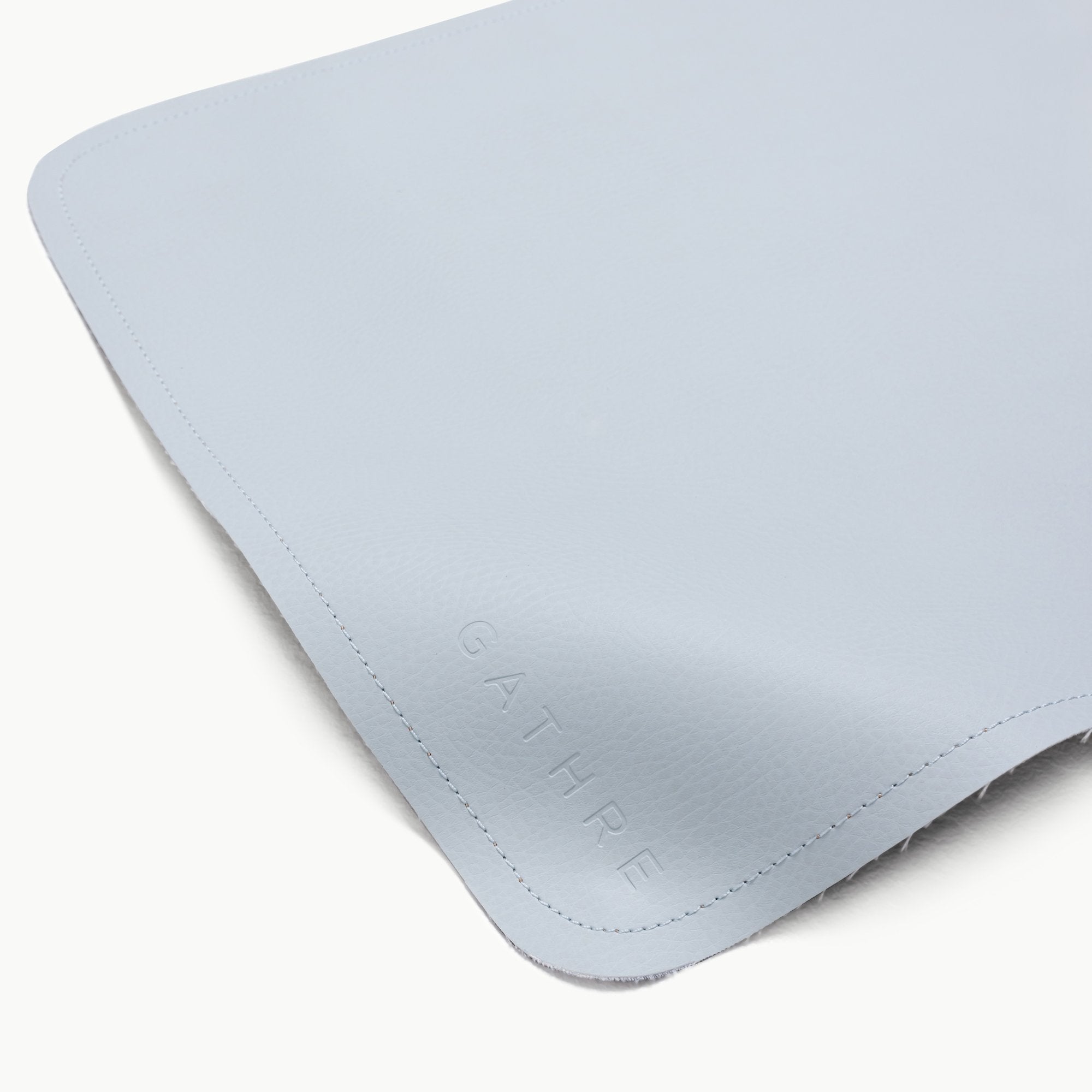 Dawn (on sale)@Gathre deboss on the Dawn Midi+ Mat