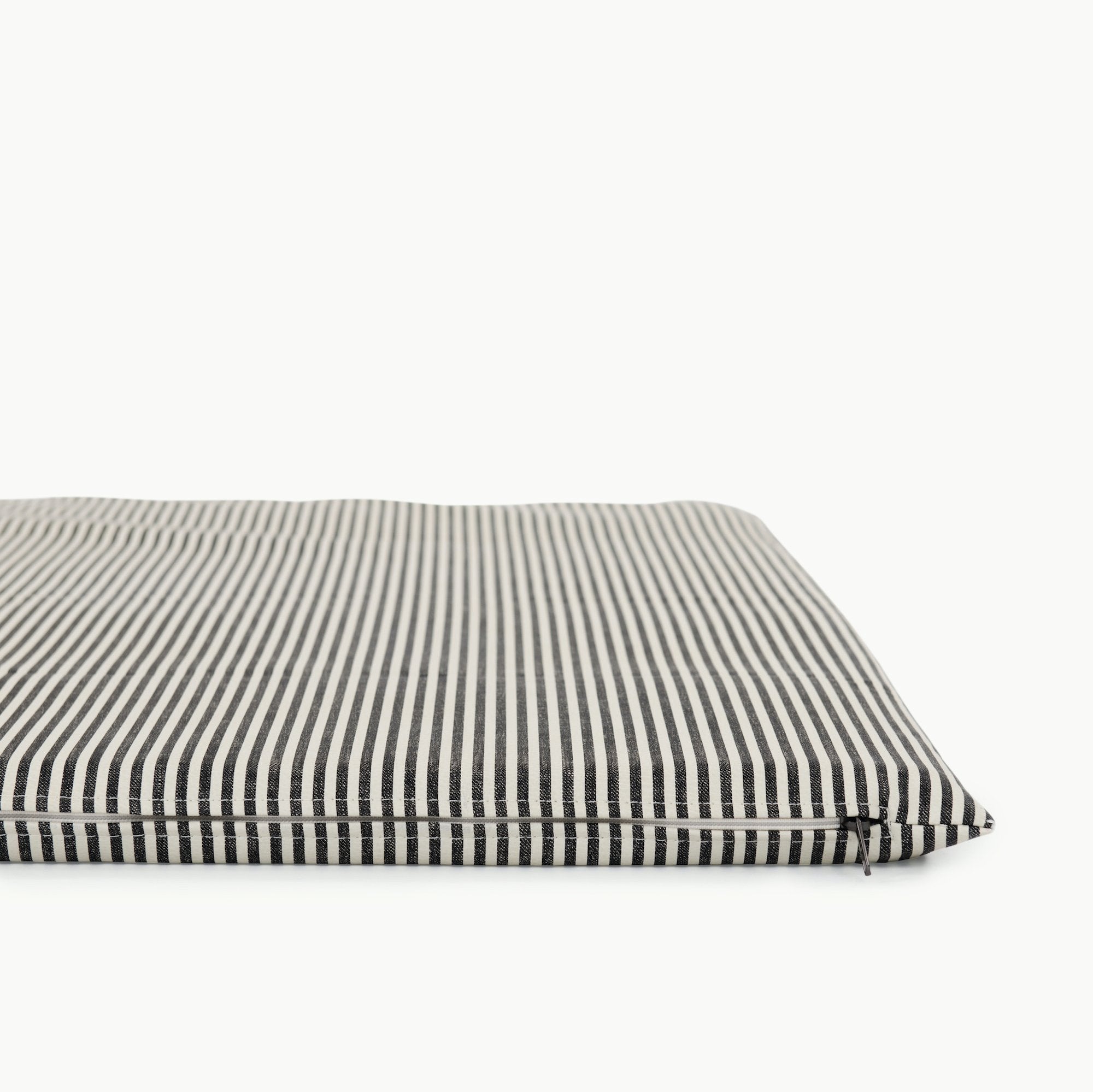 Stone Stripe@Zipper detail on Stone Stripe Padded Midi+