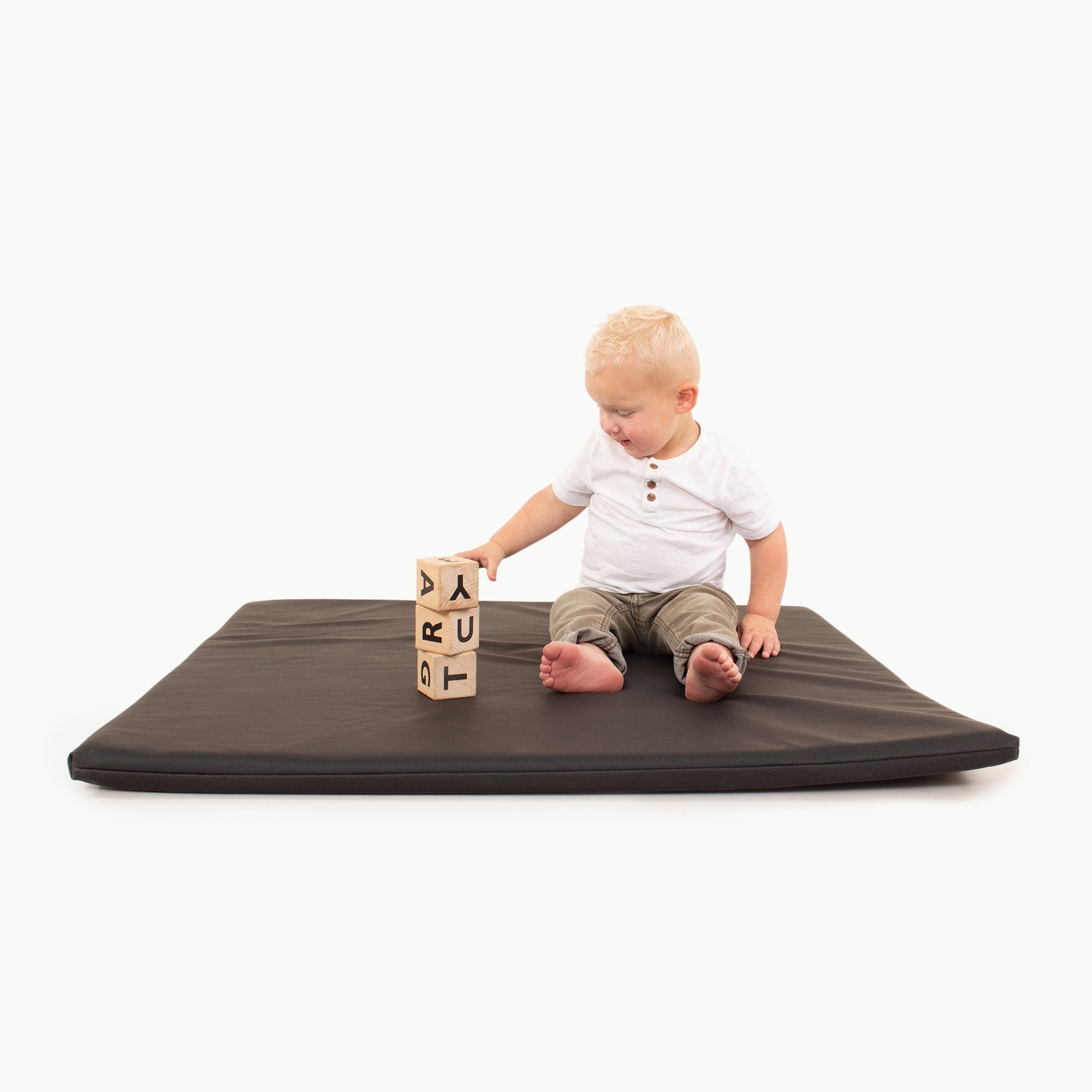Raven (on sale)/ Square@Boy playing with blocks on Raven Padded Mini Square