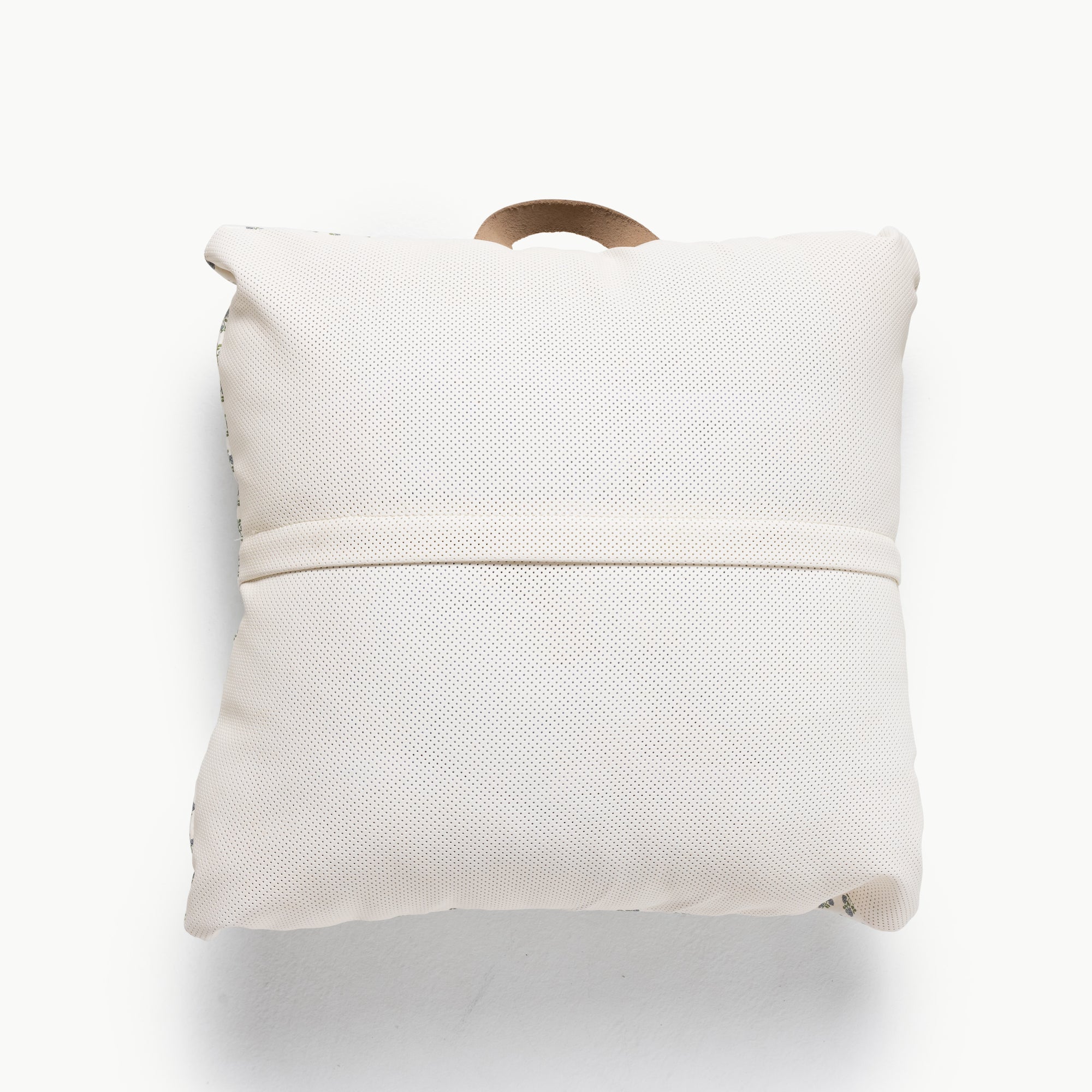 Meadow / Square@the back of the meadow square floor cushion