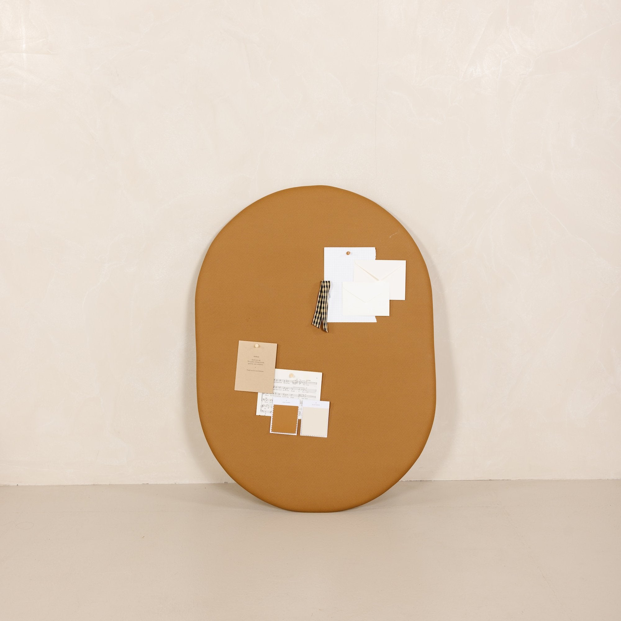 Camel@Kid-friendly pinboard designed for creativity, organization, and everyday play