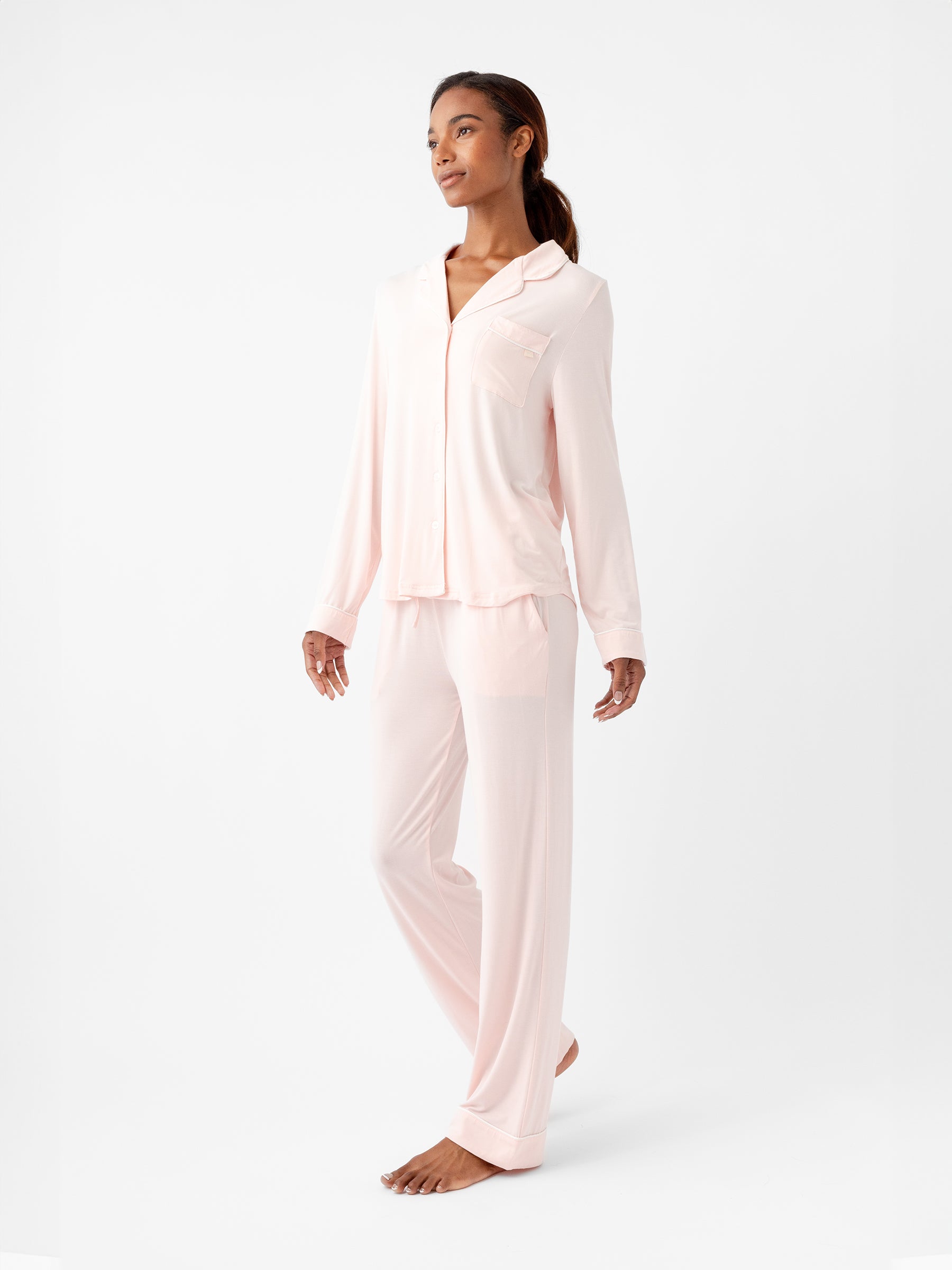 Blossom@woman wearing blossom cozy earth pajamas