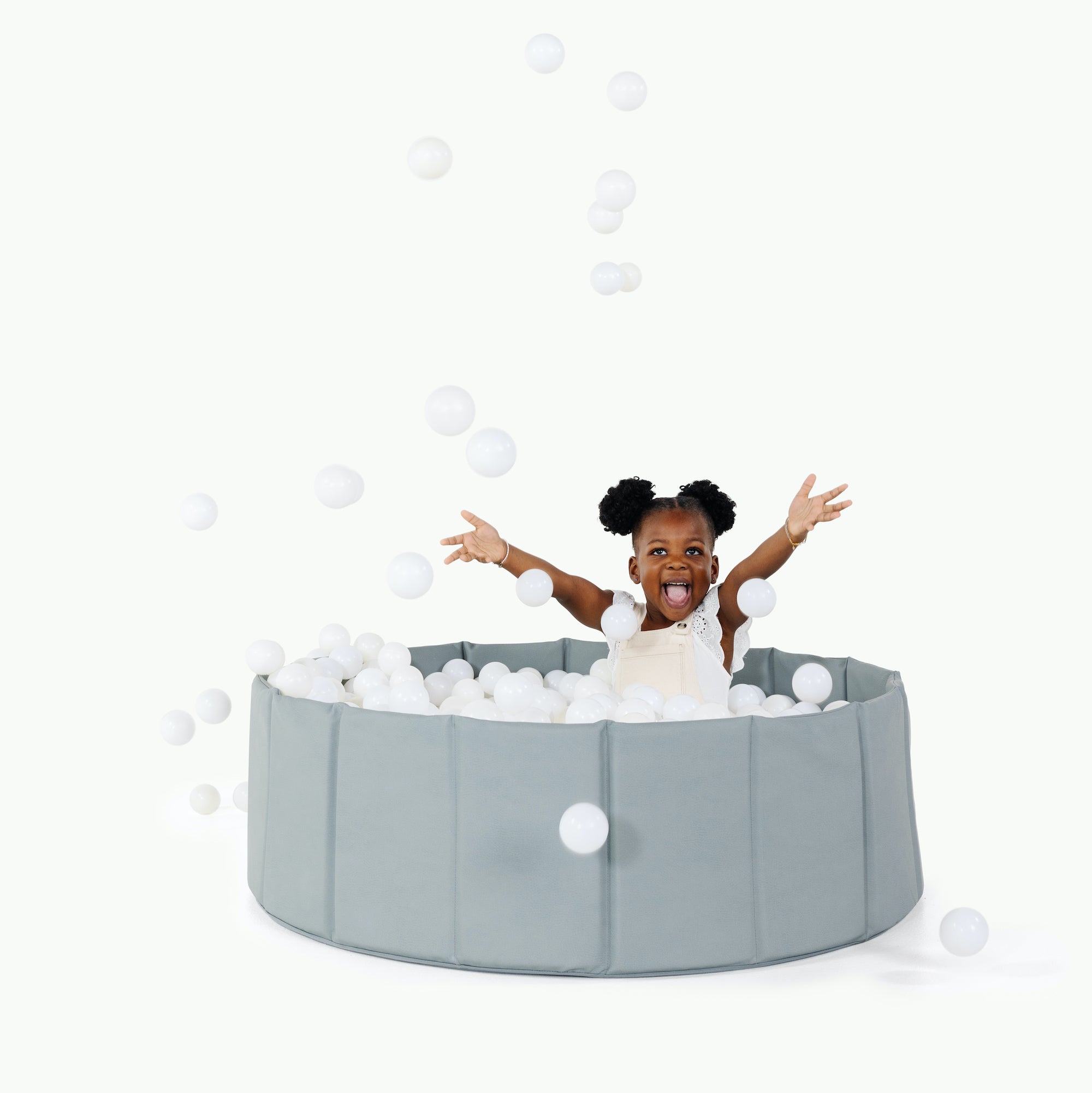 Amalfi (on sale)@Stylish indoor ball pit for babies, toddlers, and young kids