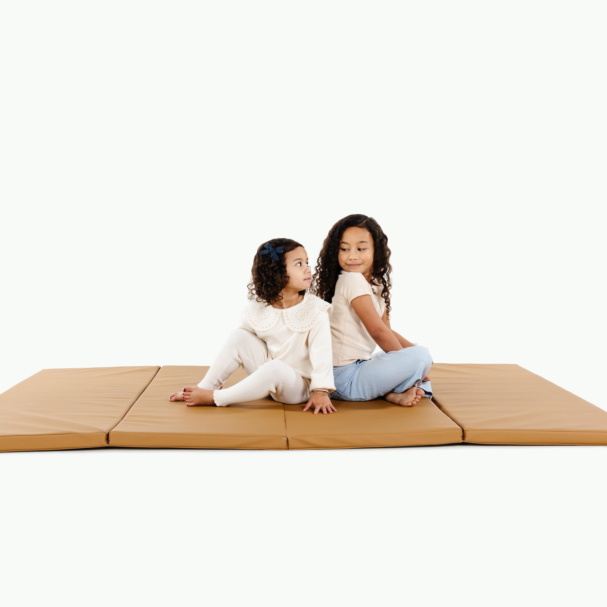 Camel@Kids tumbling mats for soft play and movement at home