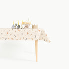 Dinosauria (on sale)@tablecloth with decorations