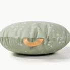 Flora (on sale) / Circle@handle detail on mini cushion