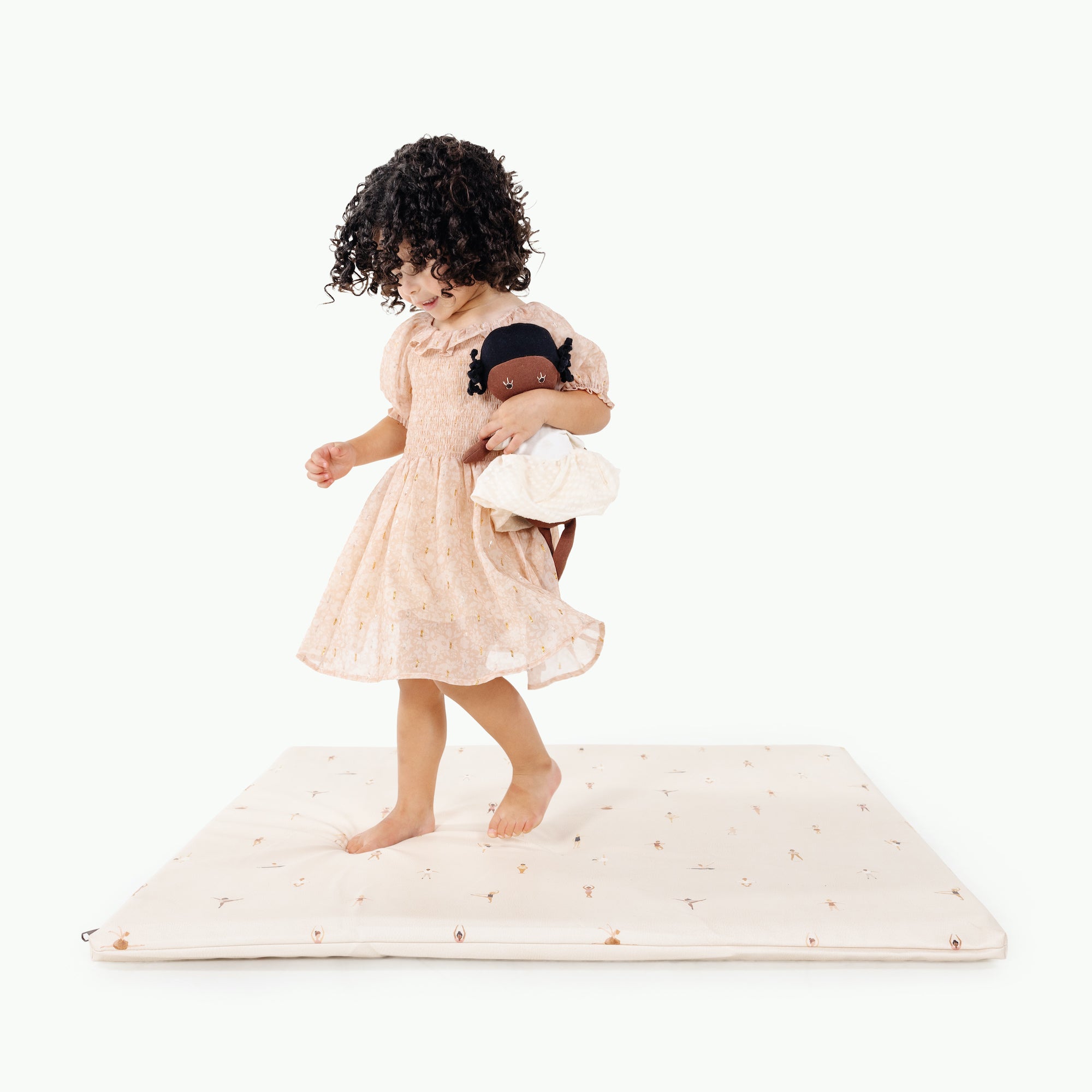 Petite Dancer (on sale) / Square