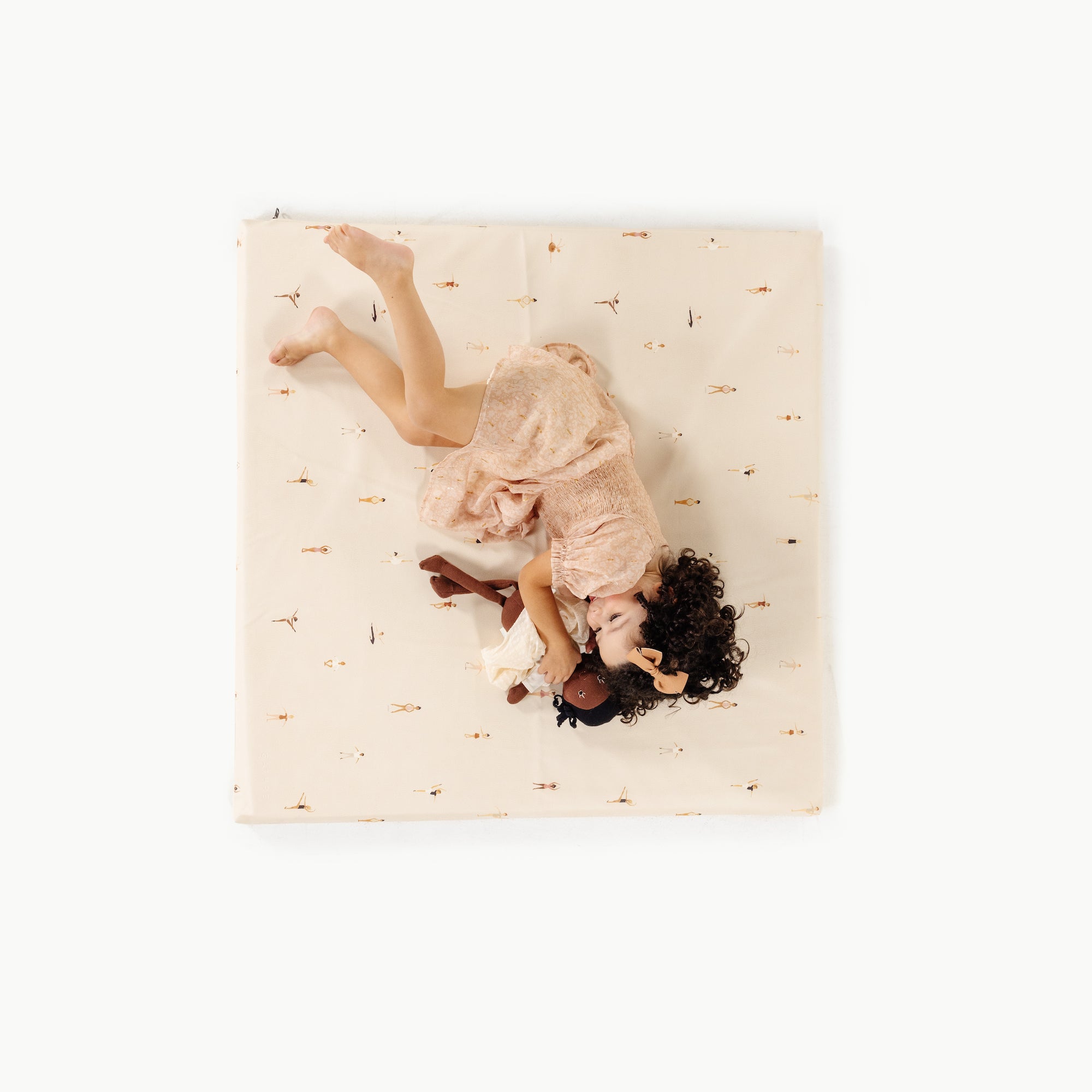 Petite Dancer (on sale) / Square