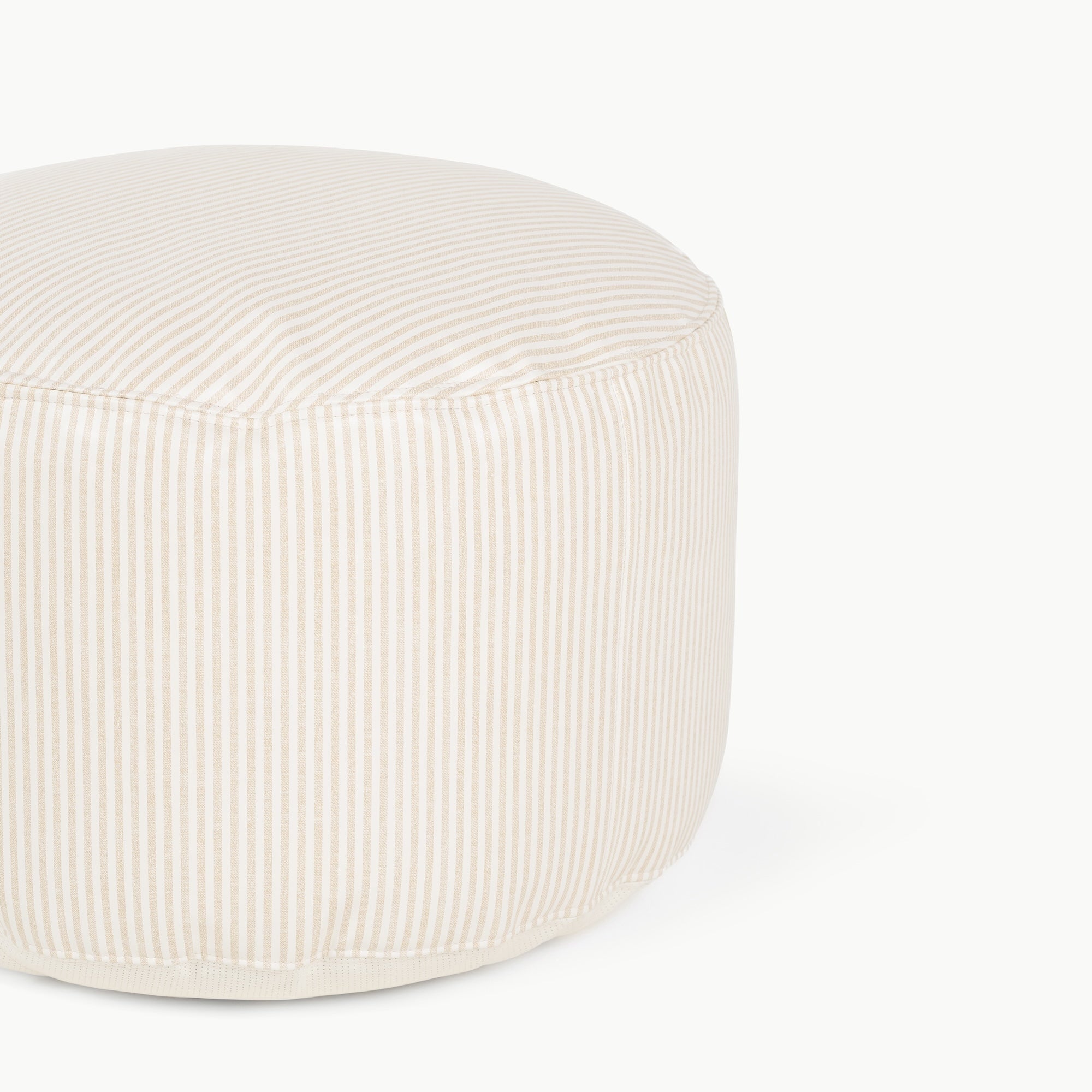 Pinstripe (on sale)@circle pouf detail image