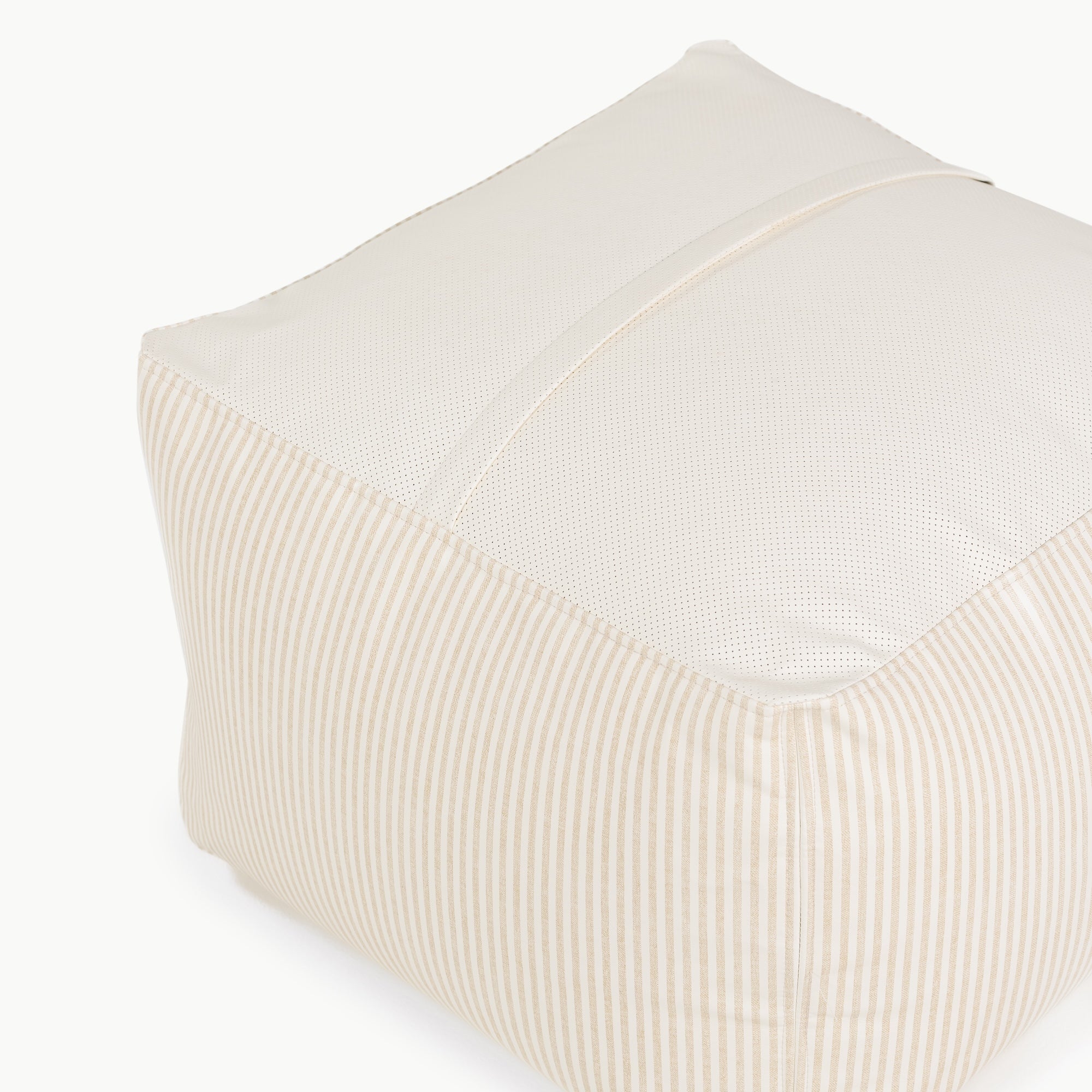 Pinstripe (on sale)@square pouf zipper detail