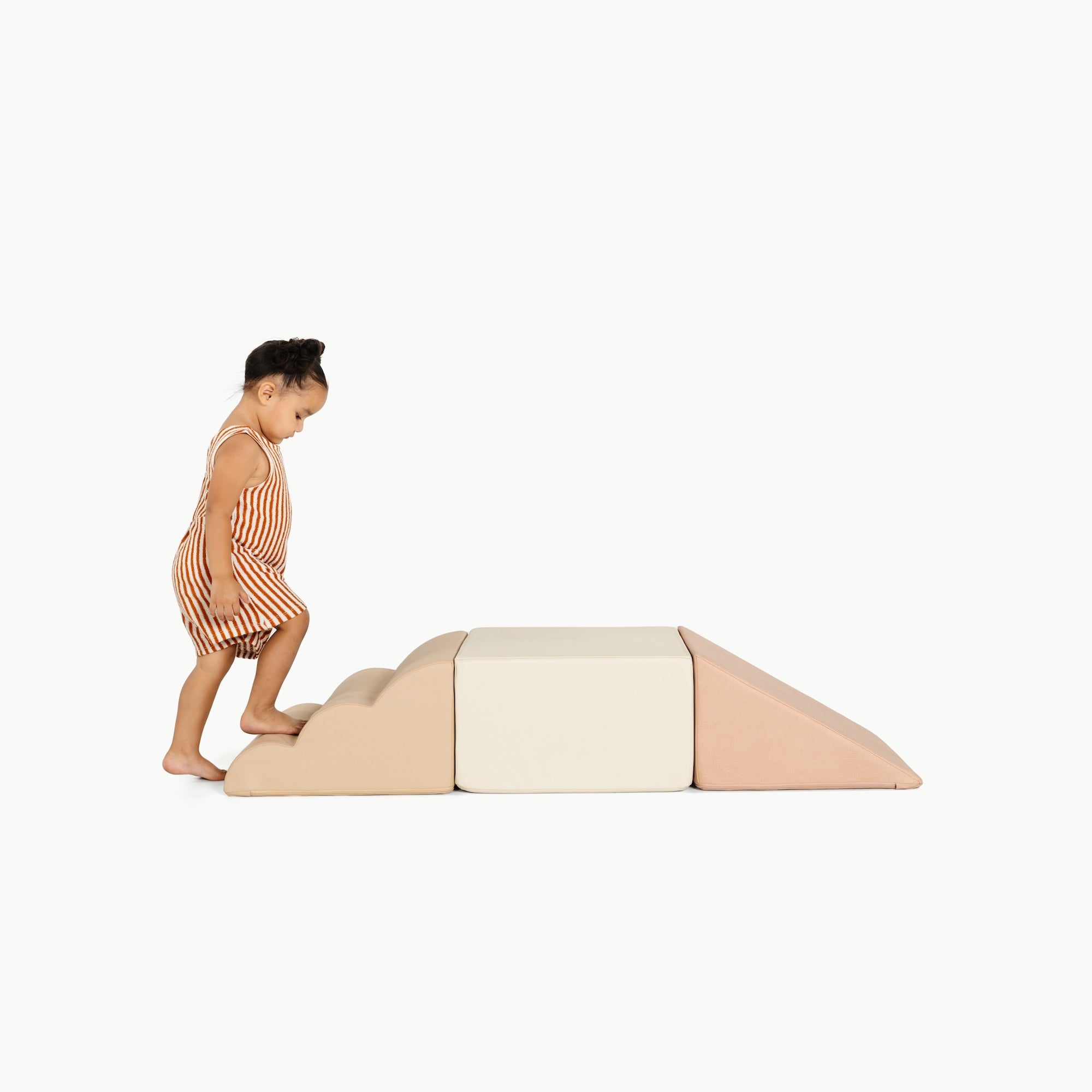 Tulle • Ivory • Untanned@kid playing on the Mini Climber Playset