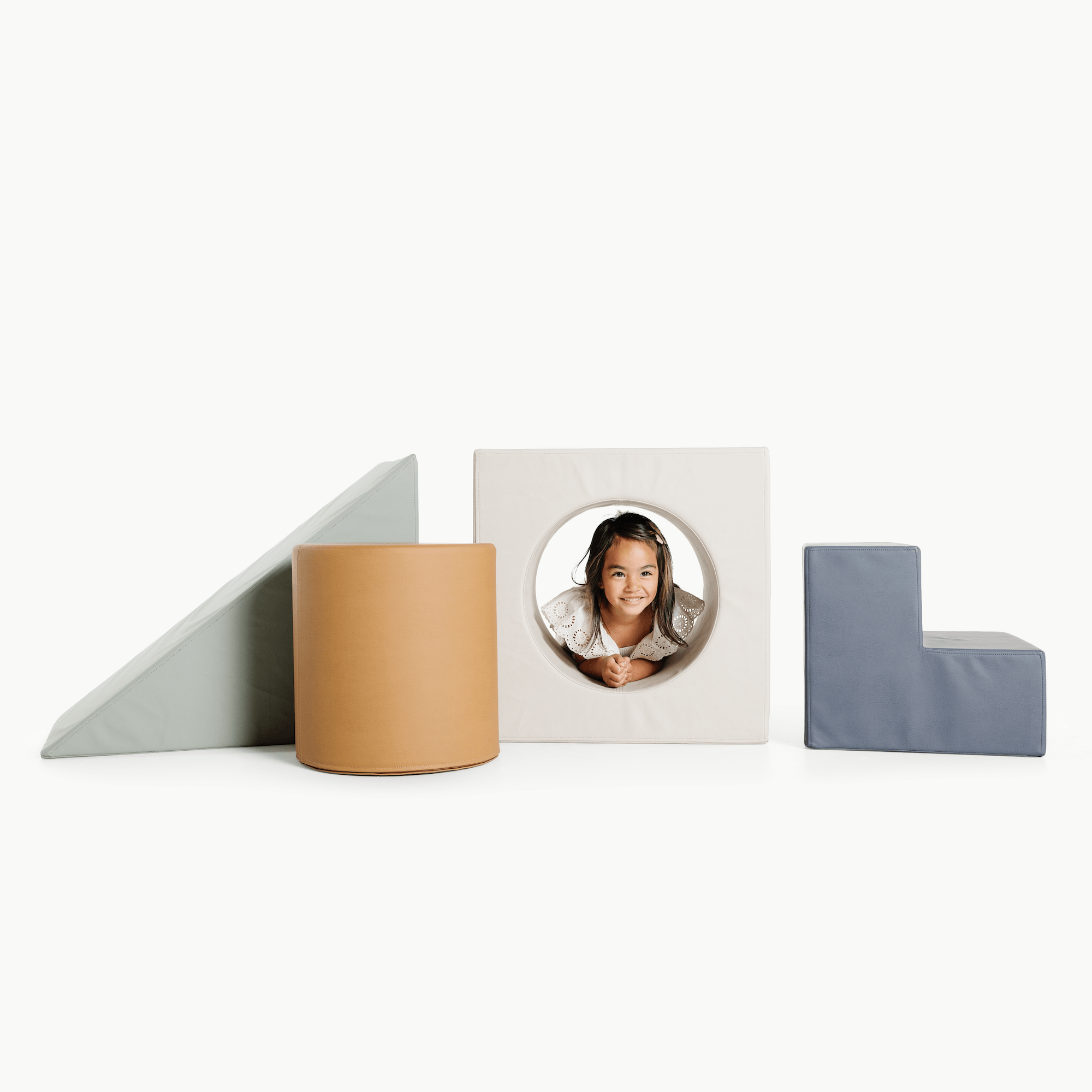 Palm • Dune • Camel • Nightfall@kid playing on the nightfall block playset