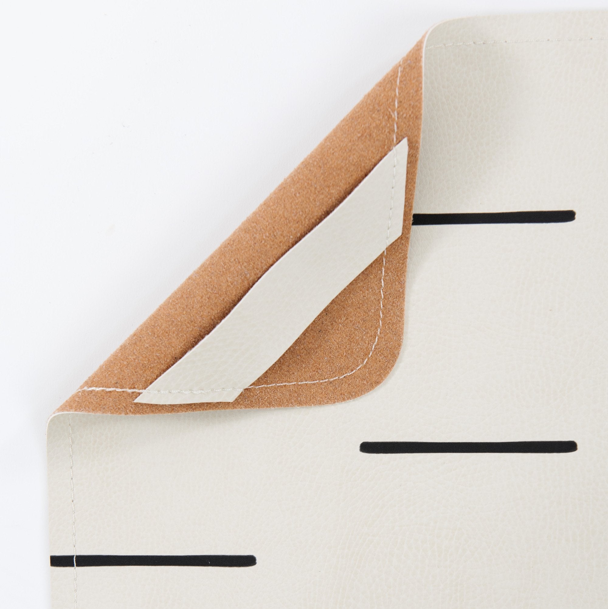 Blanc Dash (on sale)@Hanging tab of the Blanc Dash Micro+ Mat