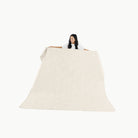 Ivory / Square@Woman holding the Ivory Maxi Square Mat