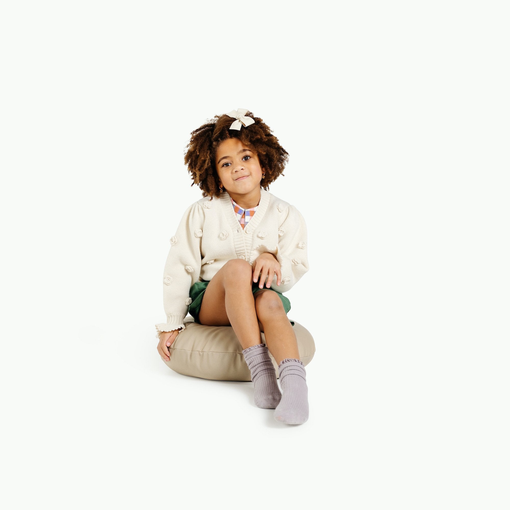 Millet (on sale)/ Circle@Kid sitting on the Millet Mini Circle Floor Cushion