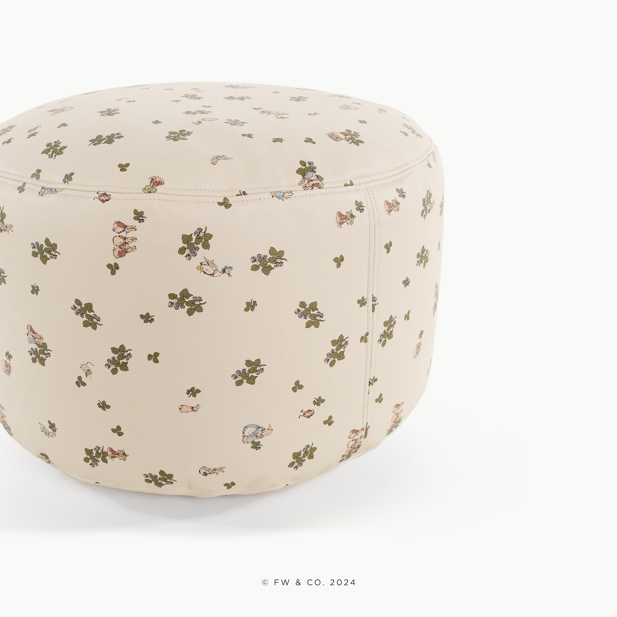 Peter Rabbit™ / Circle@detail shot of Peter Rabbit™ pouf