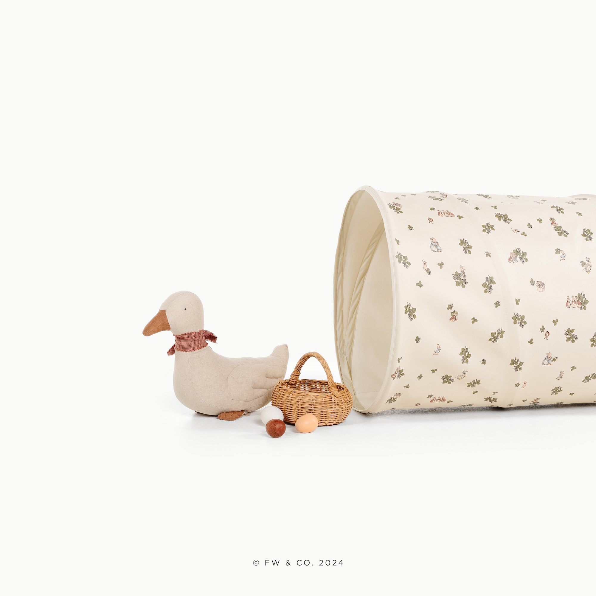 Peter Rabbit™ (on sale)@detail shot of the Peter Rabbit™ tunnel with maileg duck prop