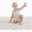 Pier (on sale)@Kid playing on the Pier Midi+ Mat