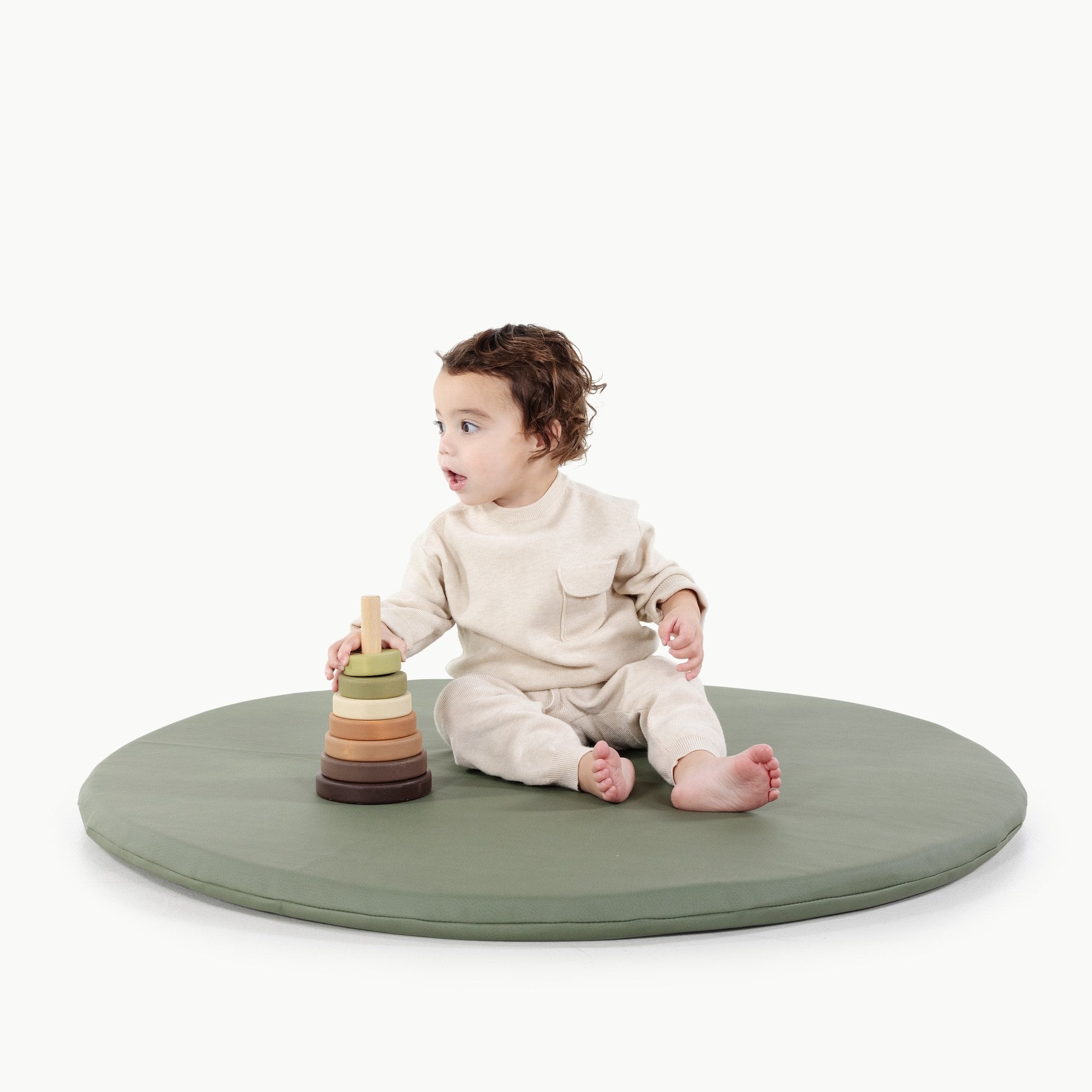 Thyme / Circle@Kid playing on the Thyme Padded Mini Circle 