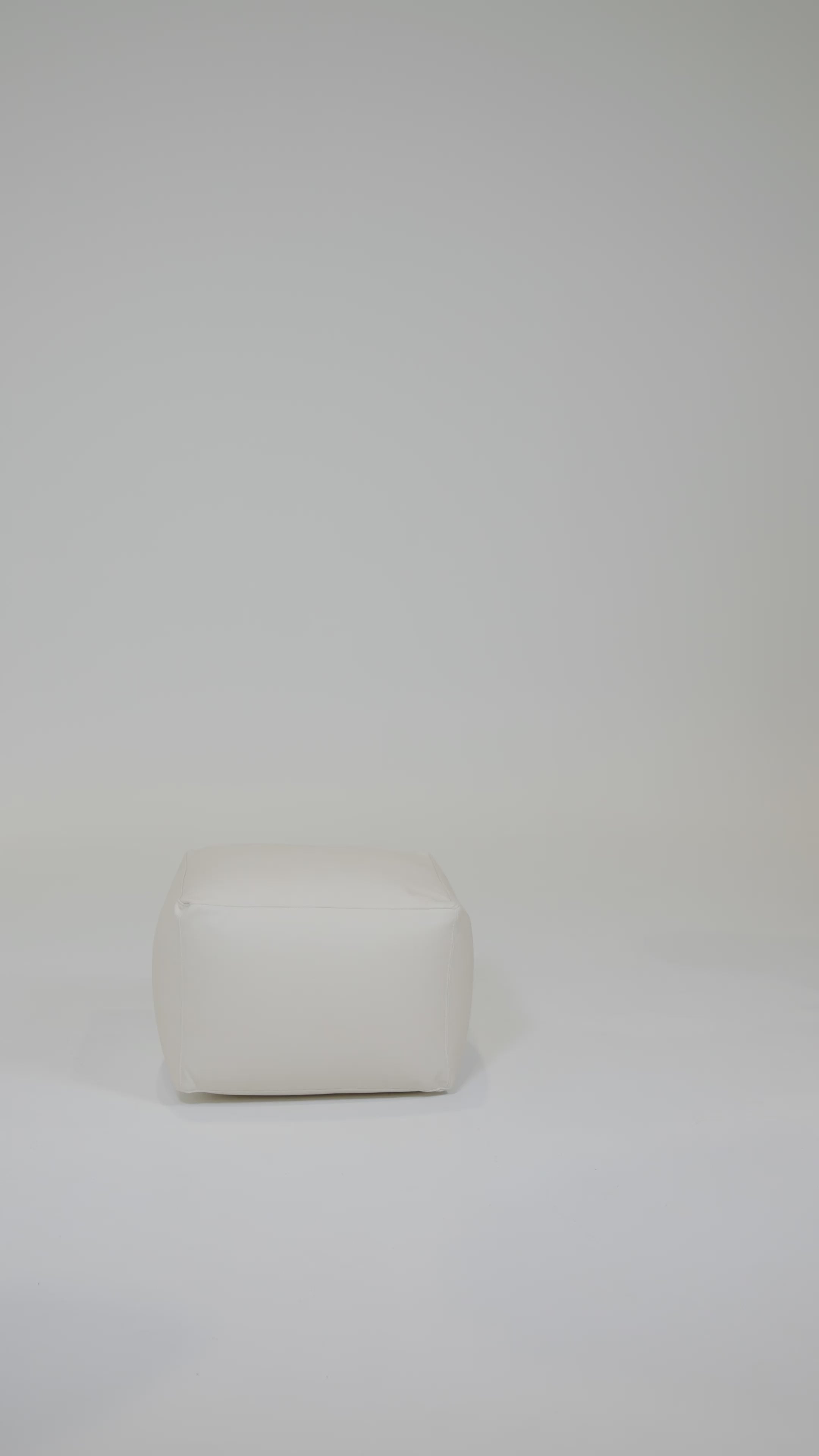 Square@Video of Square Pouf