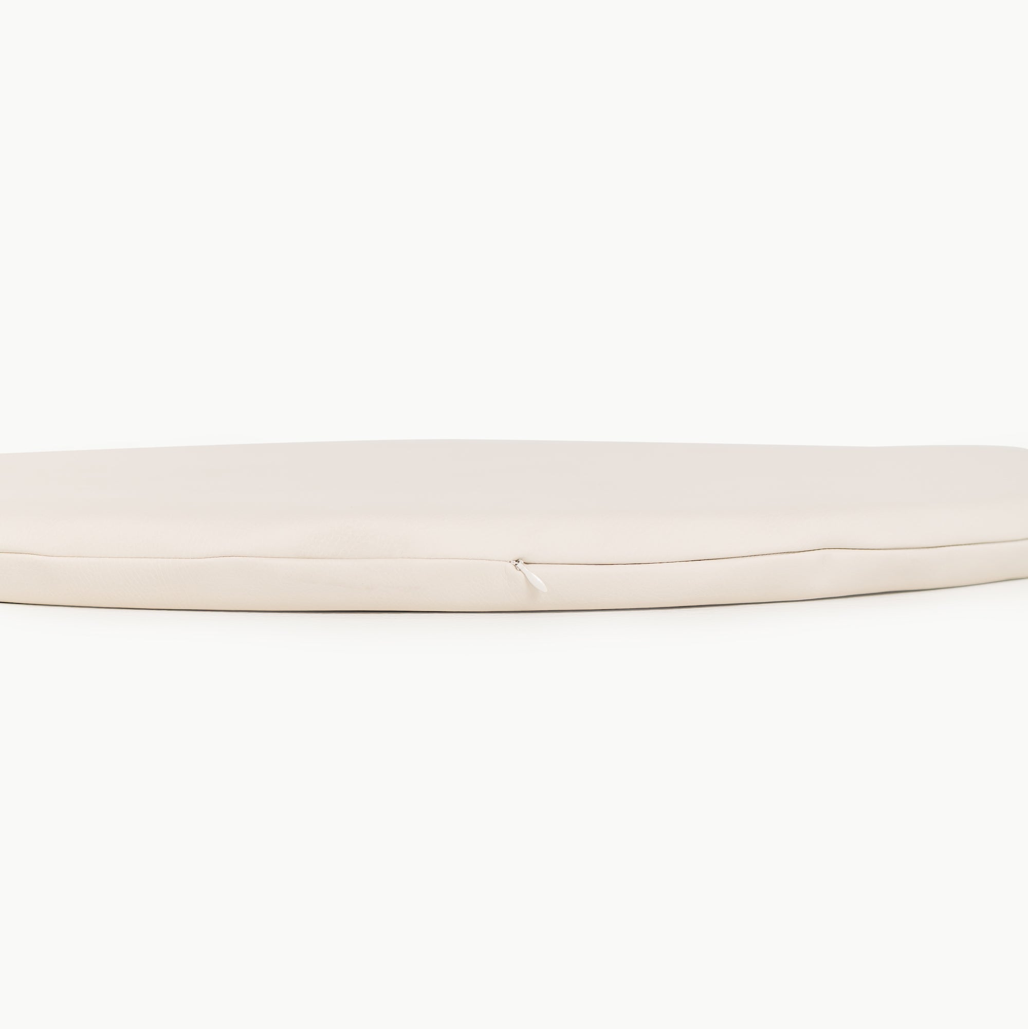 Ivory / Circle